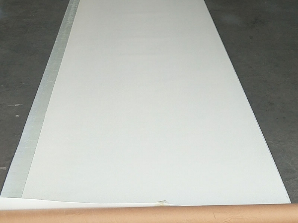 自粘胶膜防水卷材